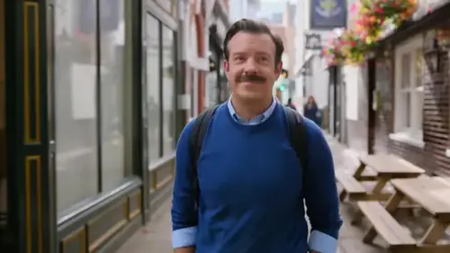 «Тед Лассо» снова в игре: названа дата выхода 4-го сезона (видео)