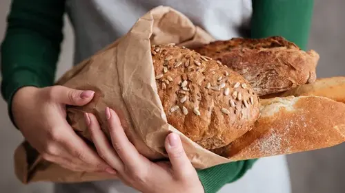 От древесины до личинок: самые неожиданные ингредиенты, которые скрыты в пр...