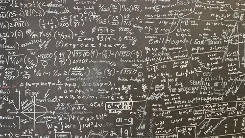 Всю математику можно свести к одной единственной операции: физик выдвинул н...