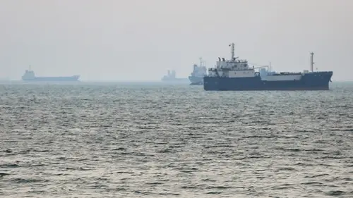 Более 30 иранских танкеров прорвали блокаду США