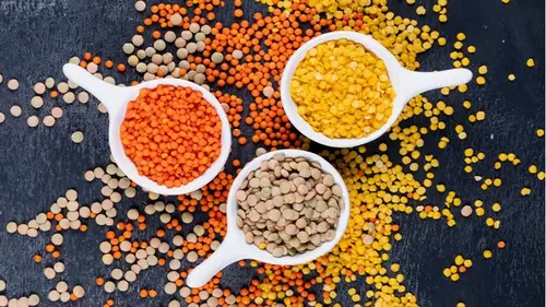 Чечевица именно этого цвета — самая полезная: как она действует на организм