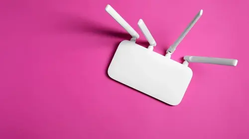 Один поворот антени – і Wi-Fi в будинку стане швидше: що потрібно змінити