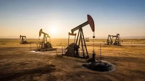 Иран сокращает добычу нефти из-за морской блокады США, но есть нюанс, — Bloomber...