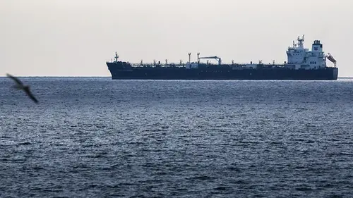 Иран снова закрыл Ормузский пролив
