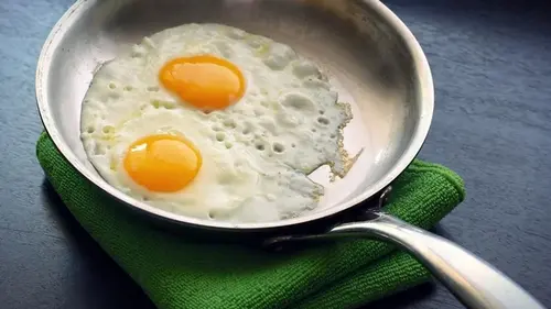 Стоит ли есть омлет без желтков, чтобы защитить сердце: ответ нутрициологов