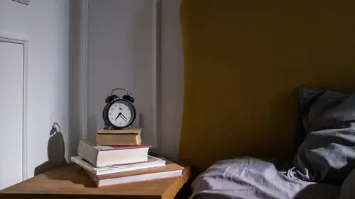 Как легко пережить перевод часов на зимнее время — советы
