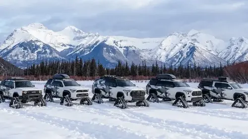 Гусеницы вместо колес: Toyota представила серию Snowhunter для глубокого сн...