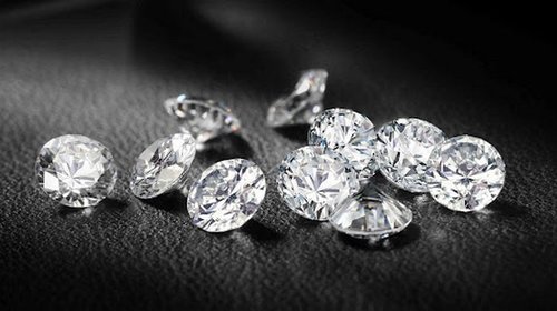 Как оценивают бриллианты?