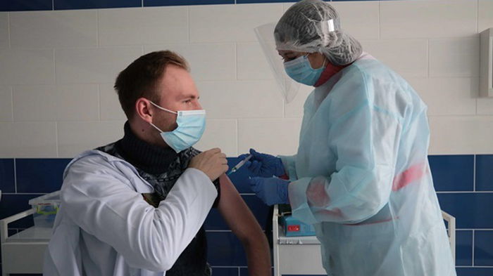 За сутки вакцинировано более 200 тысяч украинцев