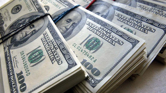 Курсы валют на 16 декабря: гривна ускорила снижение