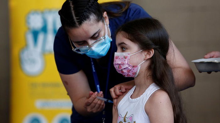 В Польше стартует COVID-вакцинация детей 5-11 лет