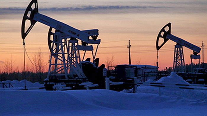 Цены на нефть поднялись с декабрьских минимумов