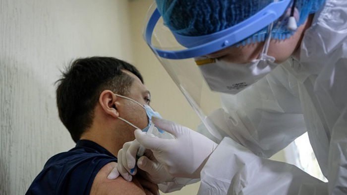 За сутки вакцинировано более 76 тысяч украинцев