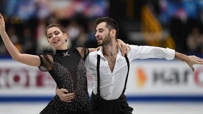 Танцы на льду: Назарова и Никитин квалифицировались в произвольную программу