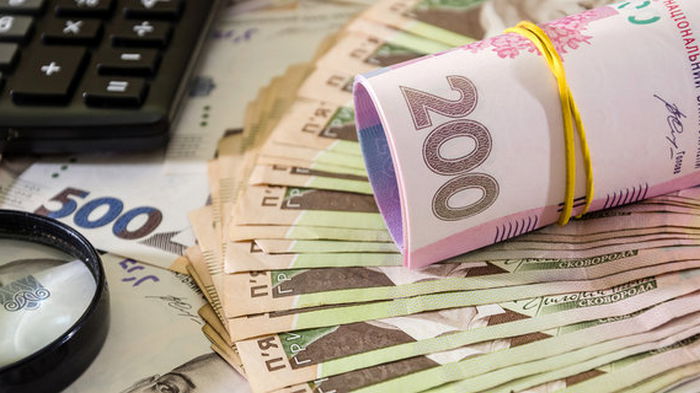 Депозитные ставки для доллара упали. Украинцы вынесли из банков почти 18 млрд грн