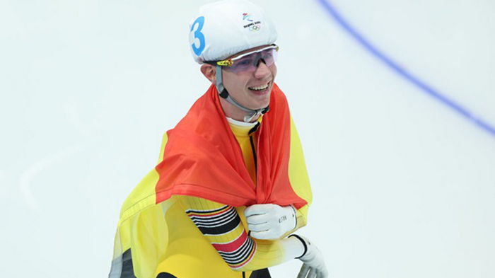 Олимпиада-2022: бельгийский конькобежец выиграл масс-старт