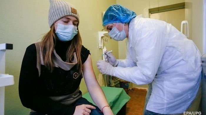 В Украине сделано более 31 млн COVID-прививок