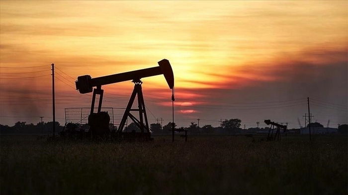 Нефть дорожает после эмбарго США против России