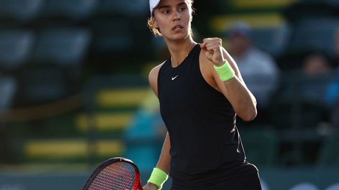 Калинина вышла в четвертьфинал турнира в Чарльстоне