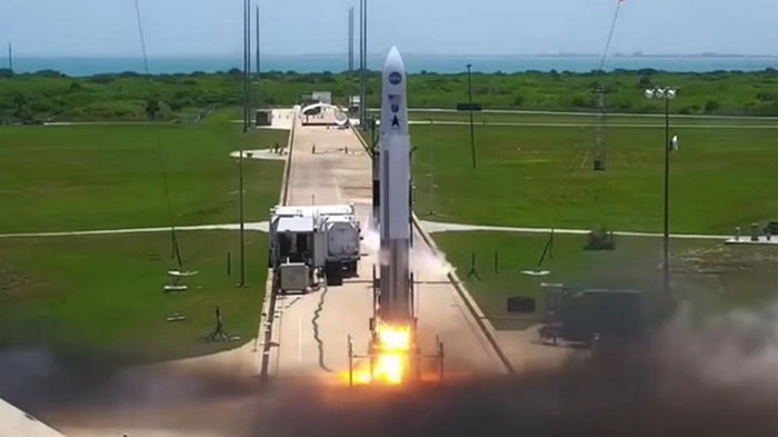 Компания Astra провалила запуск двух спутников (видео)