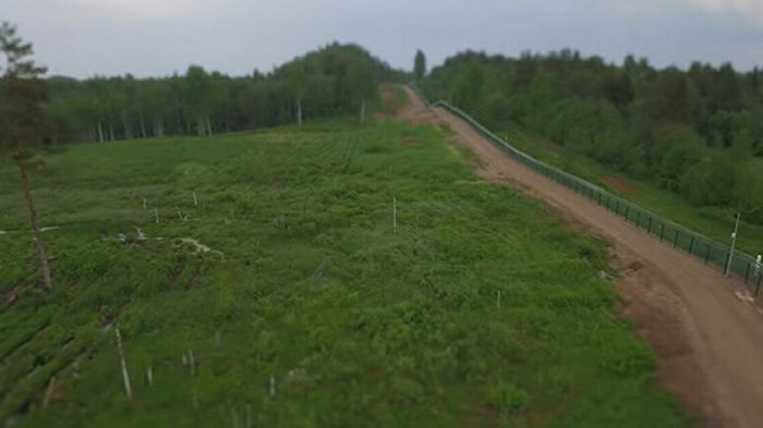 ERR: Эстония досрочно построила первый укрепленный участок границы с РФ
