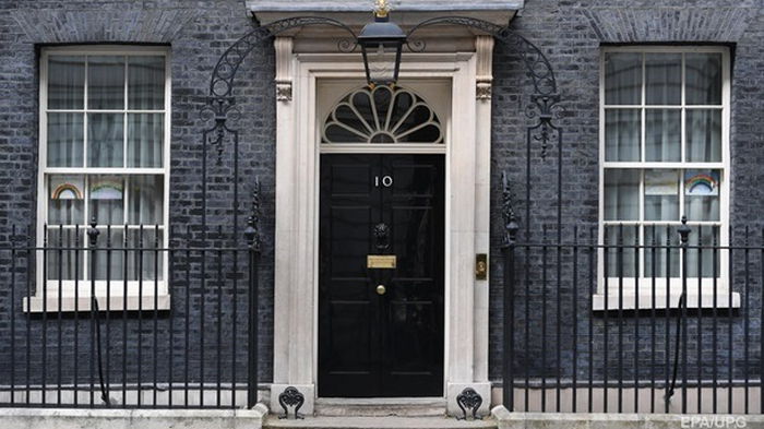 За пост премьер-министра Британии поборются восемь кандидатов