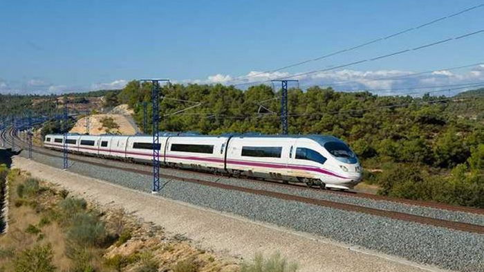 В Испании проезд в поездах сделают бесплатным