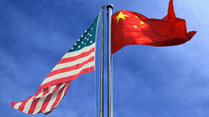 США обвинили Китай в неконтролируемом падении ракеты-носителя