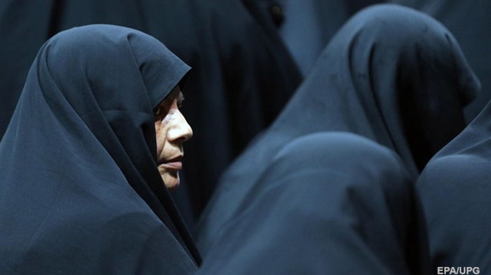 В Иране женщинам запретили сниматься в рекламе