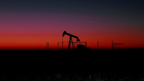 Поставки нефти достигли постпандемийного максимума