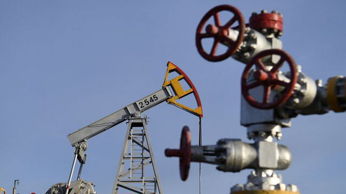 Цены на нефть начали опускаться